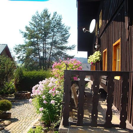 Apartman Na Sumave-Volaryアパートメント エクステリア 写真