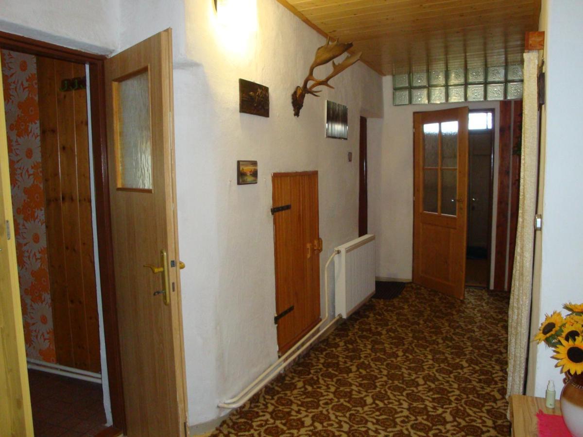 Apartman Na Sumave-Volaryアパートメント エクステリア 写真